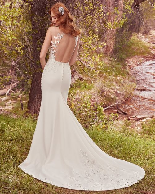 Dion, Maggie Sottero