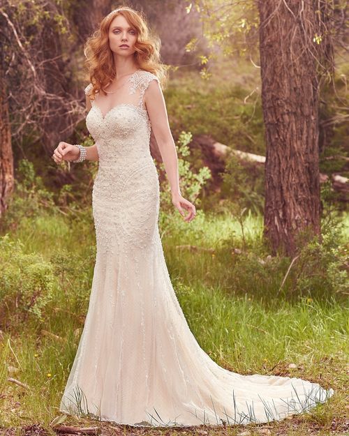 Petra, Maggie Sottero