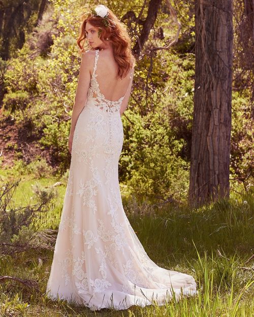 Phoebe, Maggie Sottero