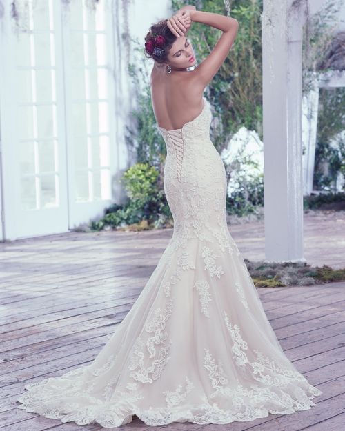 Valerie, Maggie Sottero