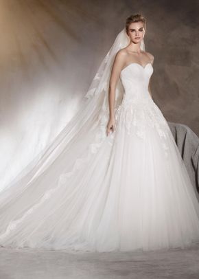 ADELAIDA, Pronovias