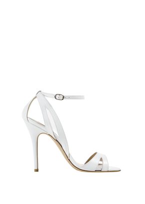Avril White, Monique Lhuillier