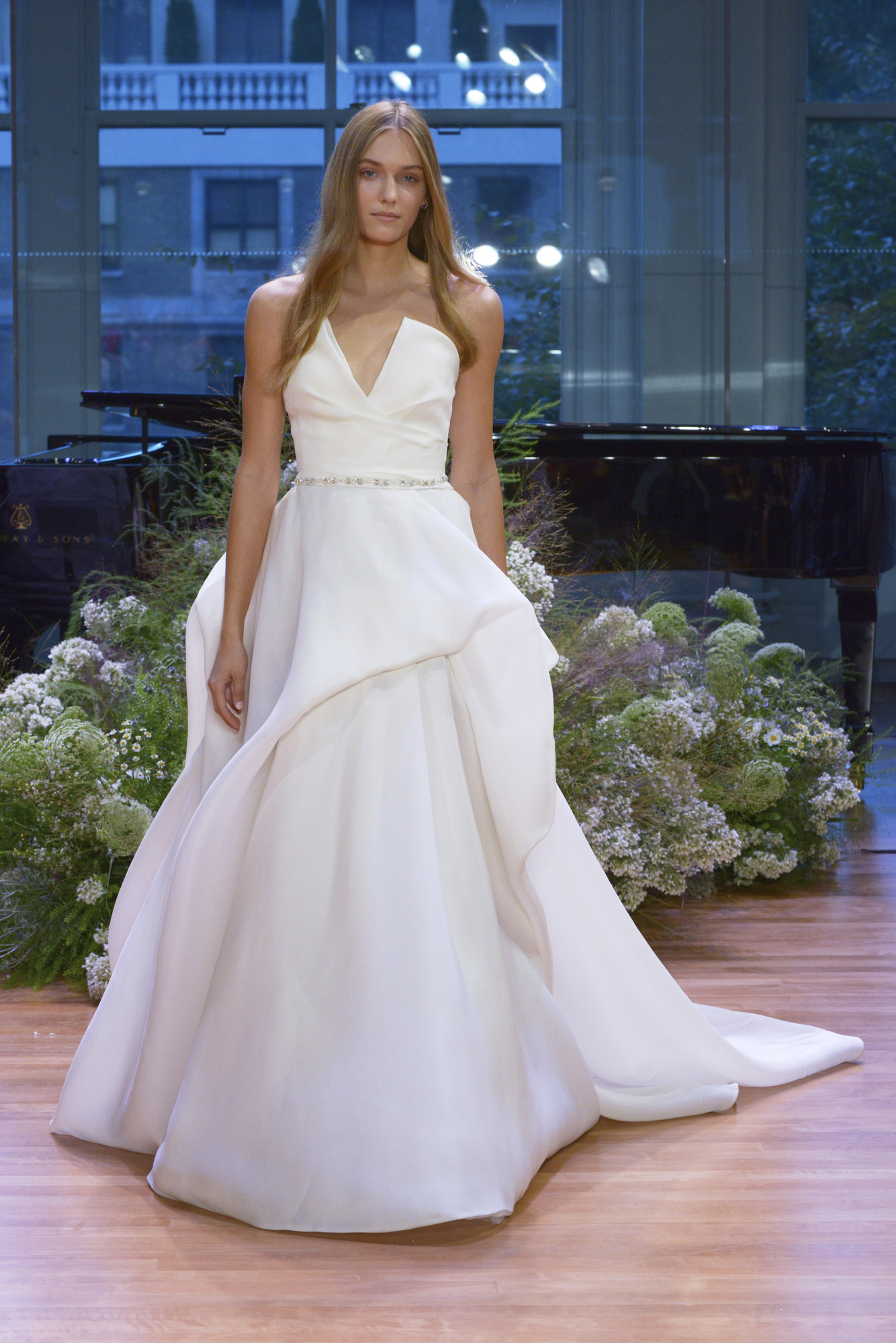 emerson monique lhuillier