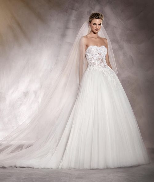 ALESANDRA, Pronovias