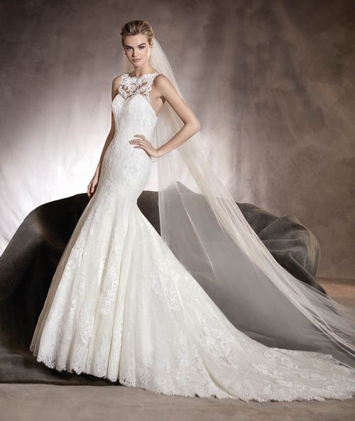 ALEXIA, Pronovias