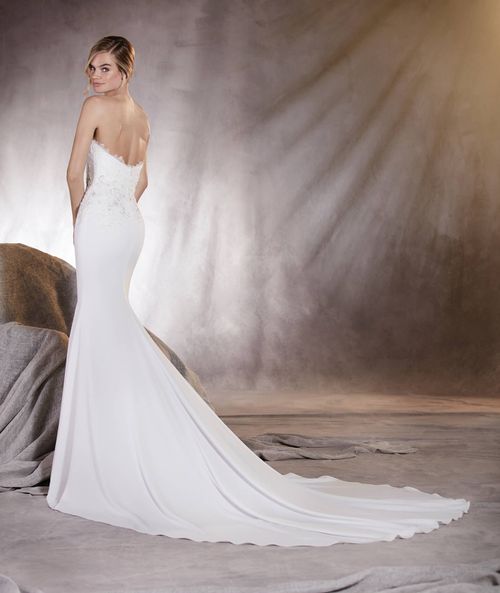 ALICIA, Pronovias