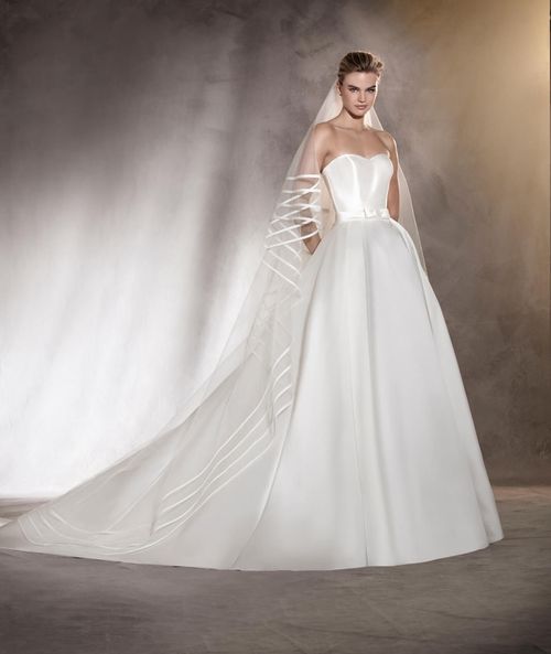 AMANDA, Pronovias