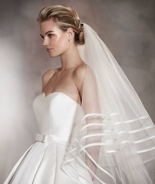 AMANDA, Pronovias