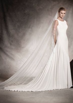 AMAYA, Pronovias