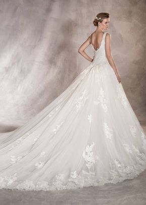 ARGENTINA, Pronovias