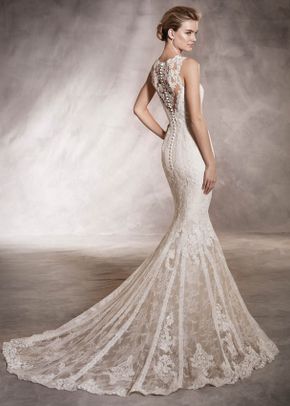 AURA, Pronovias