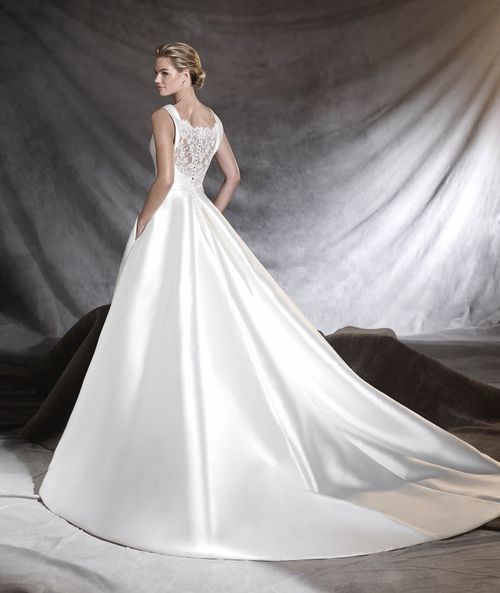 OTILIA, Pronovias