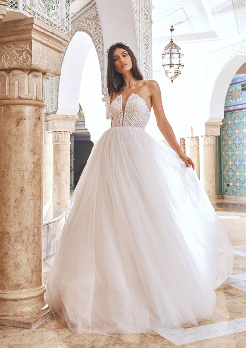 NAK, Pronovias