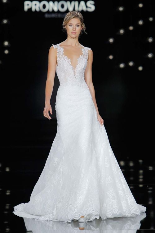 P_33, Pronovias