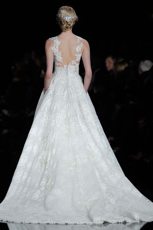 P_39, Pronovias