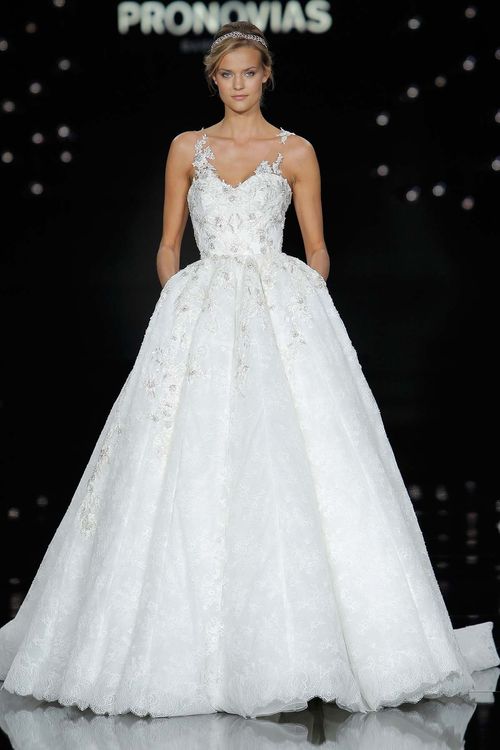 P_42, Pronovias