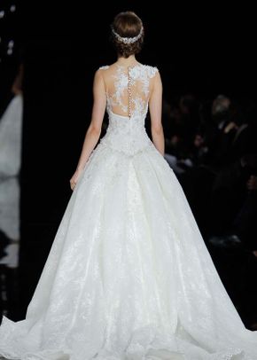 P_44, Pronovias