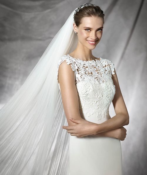 TACEY, Pronovias