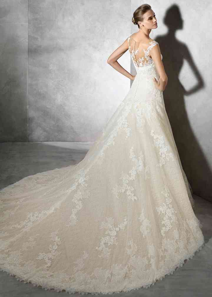 Wedding Dresses by Pronovias - TAMIA - WeddingWire.ca