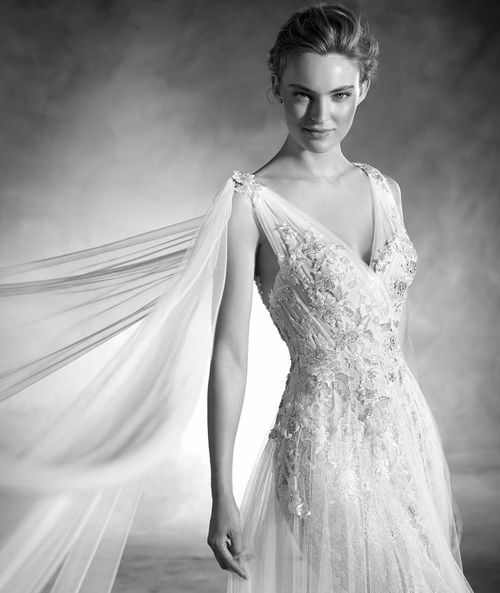 NEPAL, Atelier Pronovias