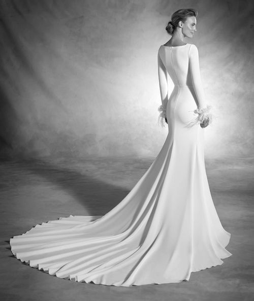 NURIA, Atelier Pronovias