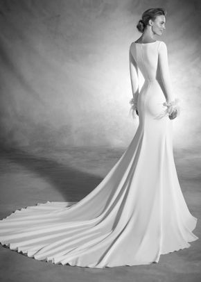 NURIA, Atelier Pronovias