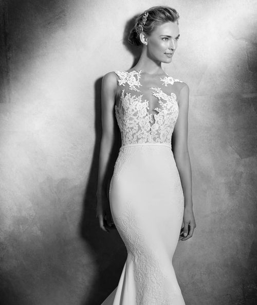 VICENTA, Atelier Pronovias