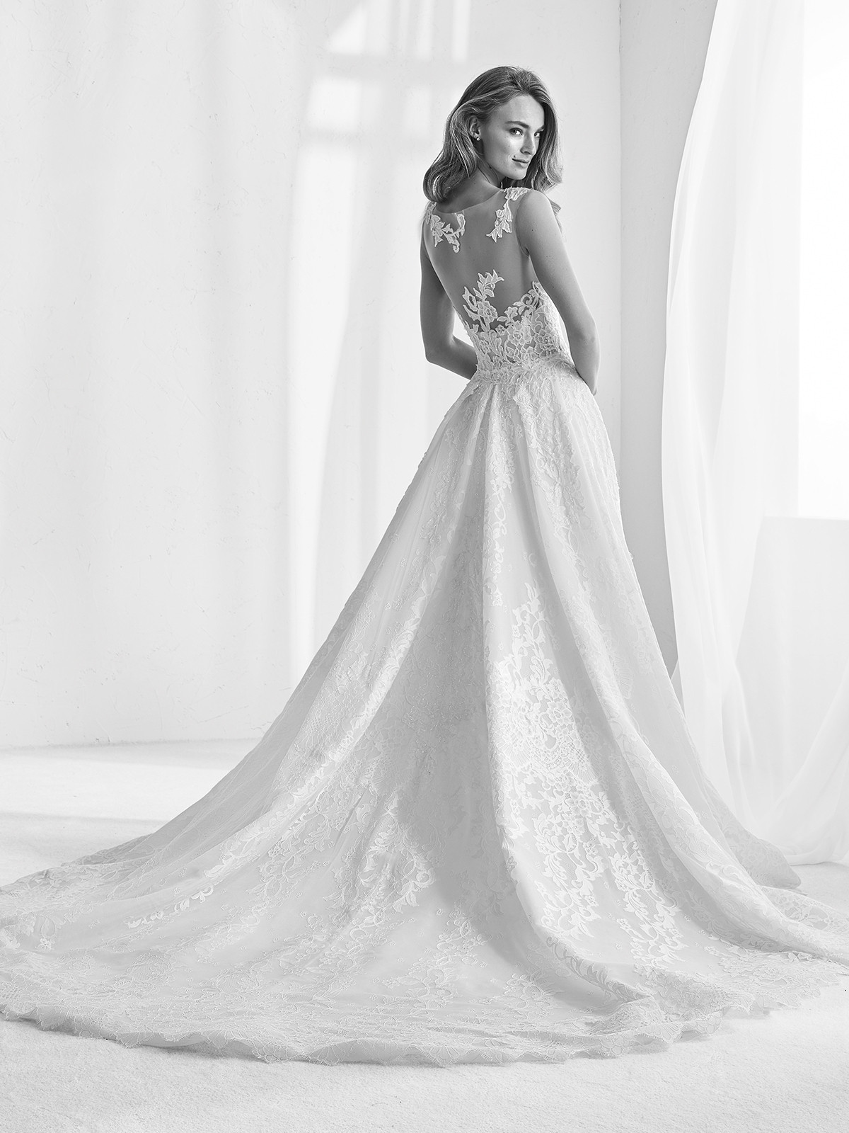 Wedding Dresses By Atelier Pronovias Raluy Weddingwireca 1101