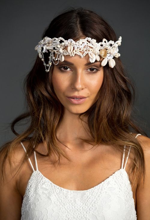 Lucie, Grace Loves Lace