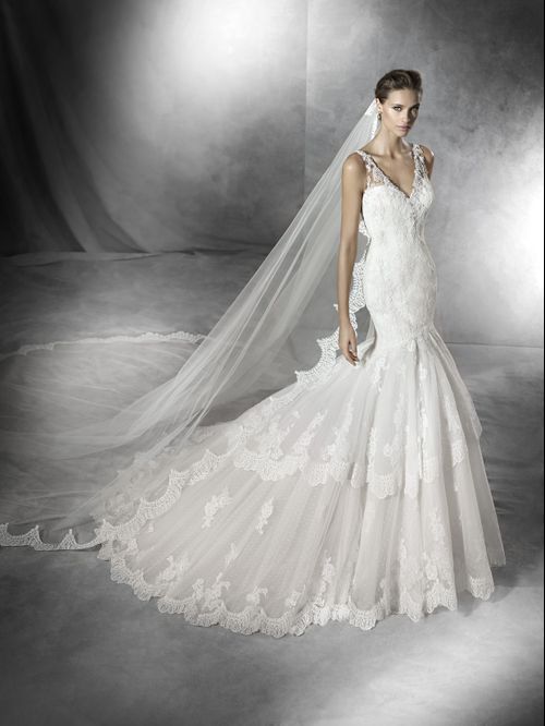 PHOEBE, Pronovias