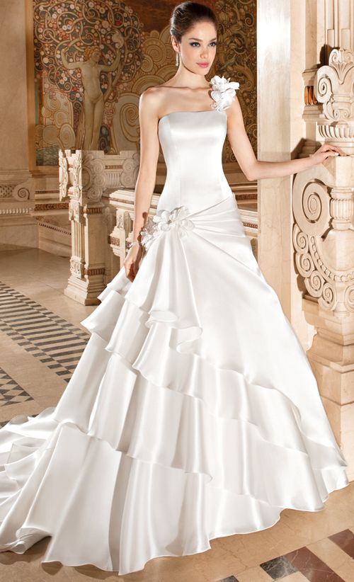 Wedding Dresses by Demetrios - 3227 - WeddingWire.ca