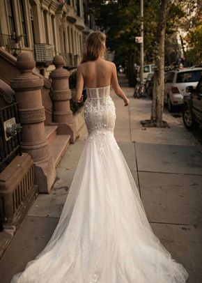 17-110, Berta Bridal