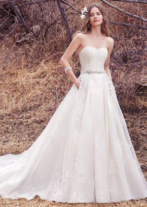 Dylan, Maggie Sottero