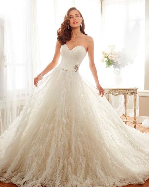 Y11726 - CHERI, Mon Cheri Bridals