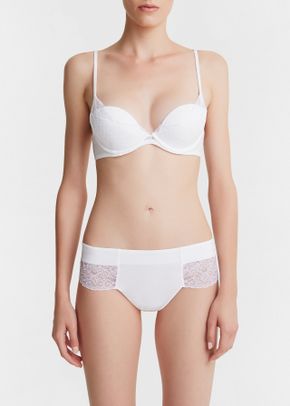 CHARISMA 3b, La Perla 