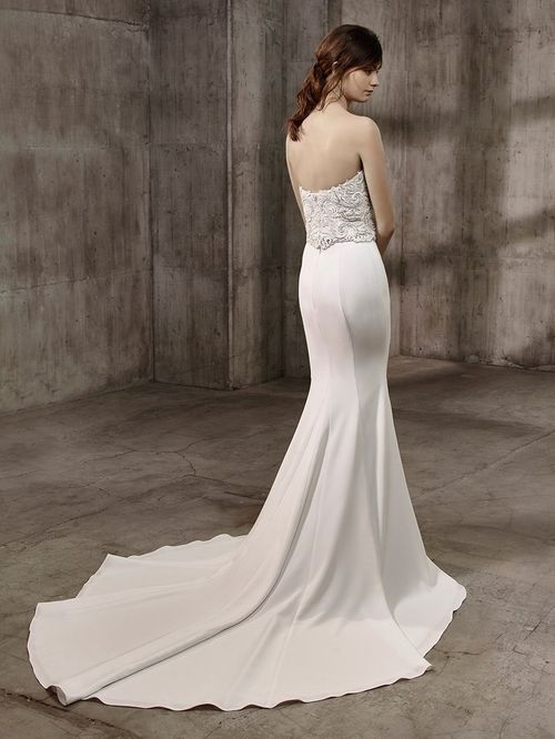 Amanda, Badgley Mischka