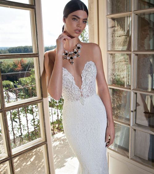 15 01, Berta Bridal