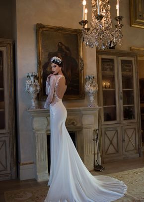 15 05, Berta Bridal