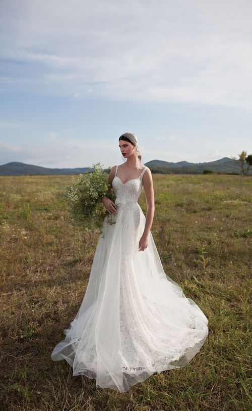 15 10, Berta Bridal