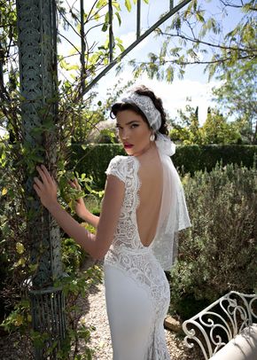 15 15, Berta Bridal