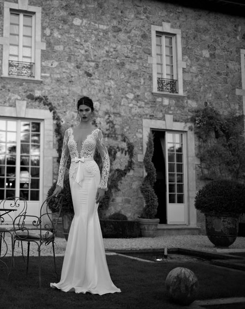 15 22, Berta Bridal