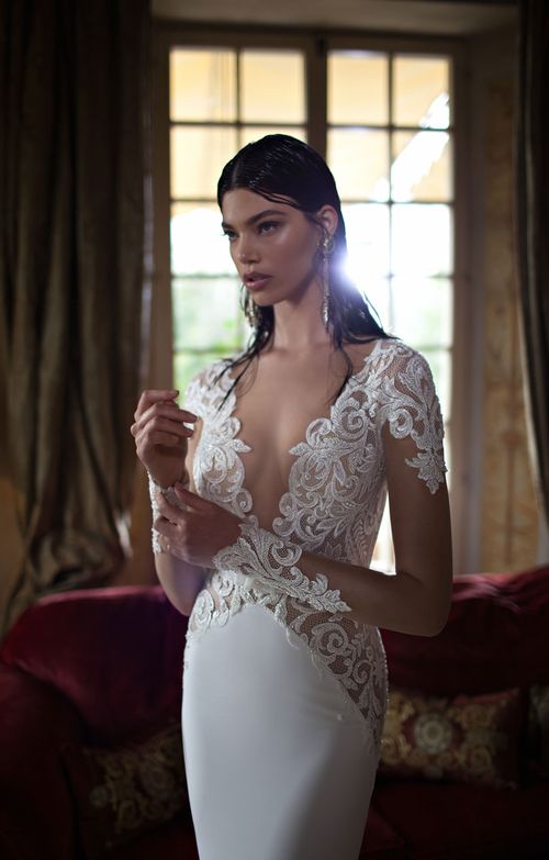 15 24, Berta Bridal