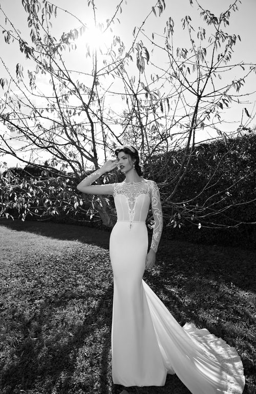 15 26, Berta Bridal