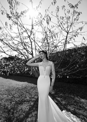 15 26, Berta Bridal