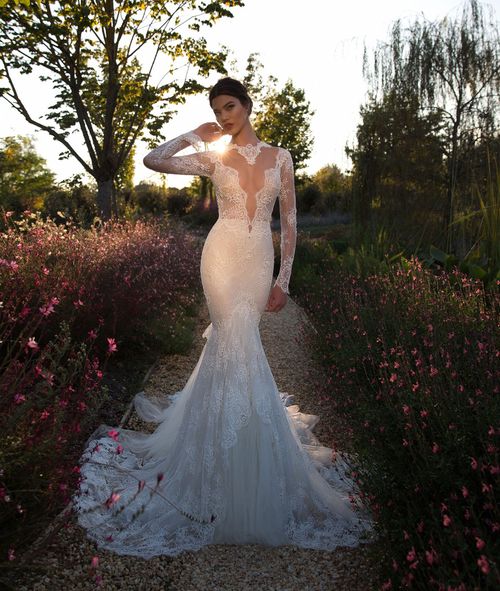 15 28, Berta Bridal