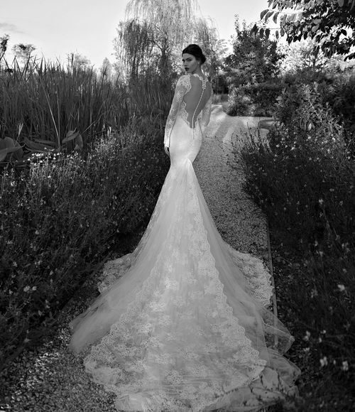 15 28, Berta Bridal