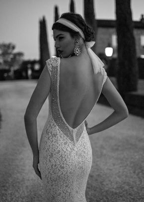 15 29, Berta Bridal