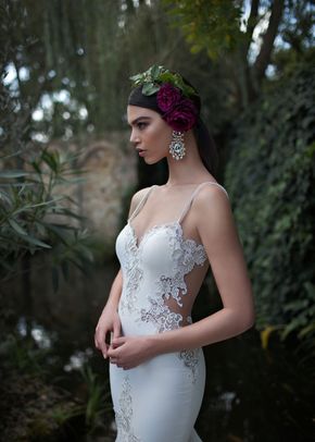 15 31, Berta Bridal