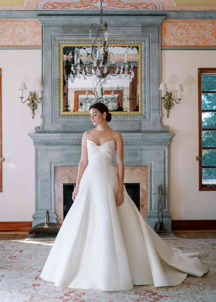 Anne Barge Wedding Dress