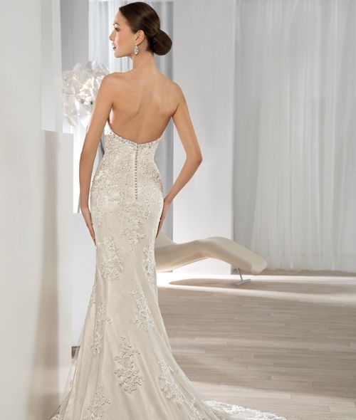 style 604, Demetrios